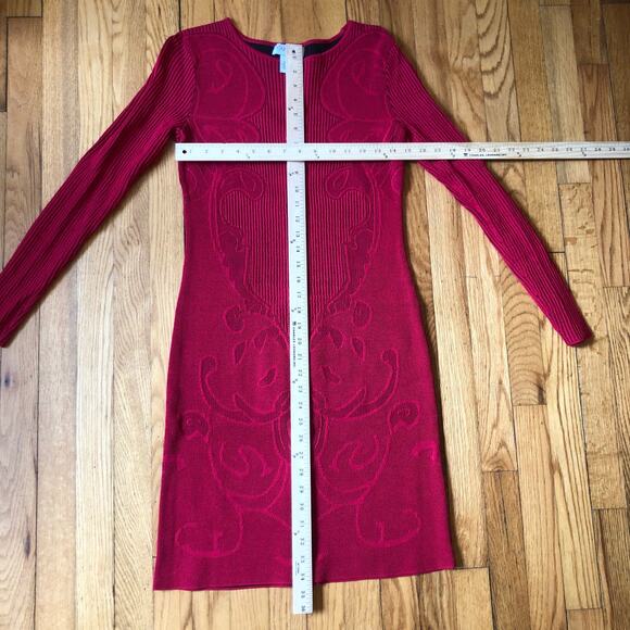 Carmen Marc Valvo EUC Women's Red Long Sleeve Knit Bodycon Dress Size M - Picture 2 of 7